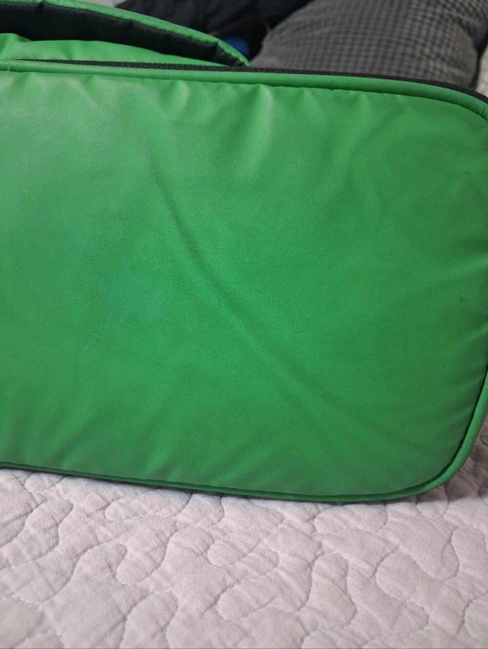 Calpak Luka Expandable Laptop Tote Green Carry On Shoulder Bag Travel School - Picture 9 of 10